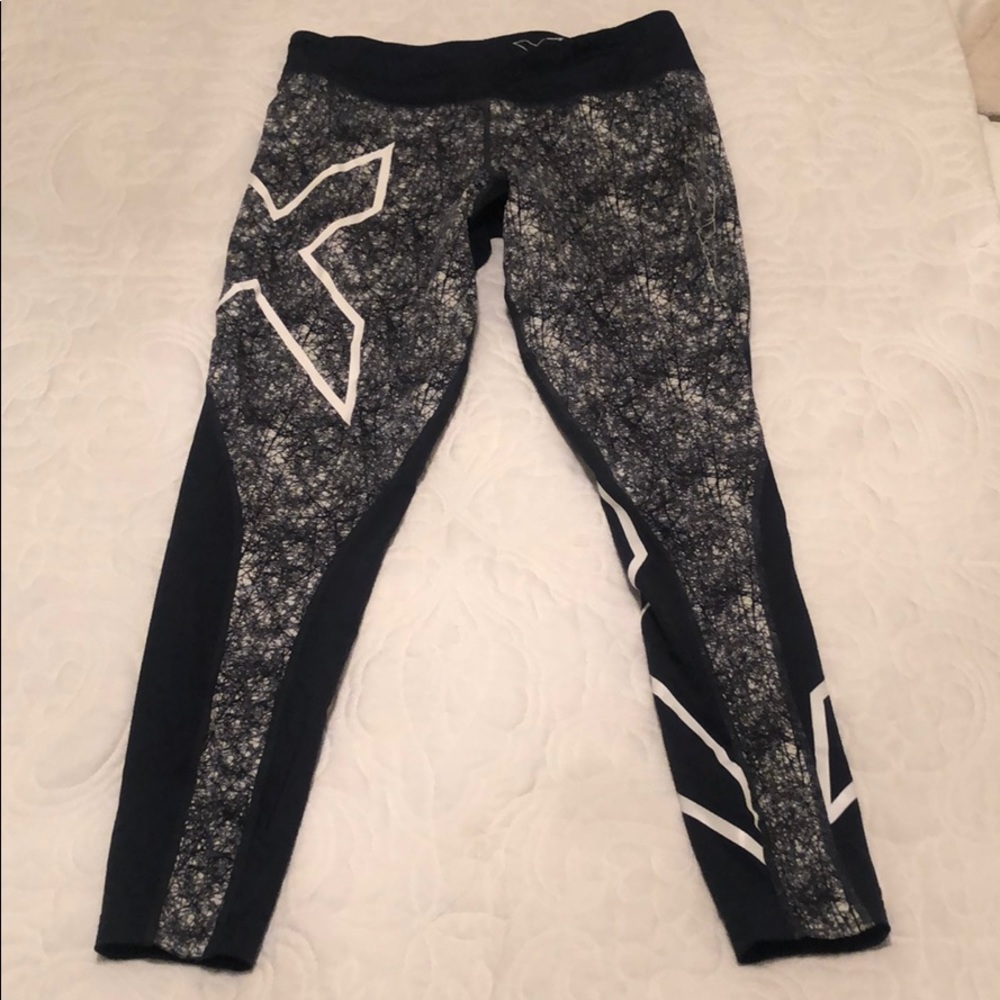 2xu women’s fitness compression leggings